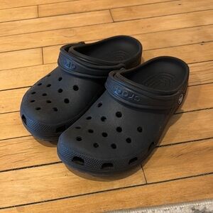 CROCS Black EUC